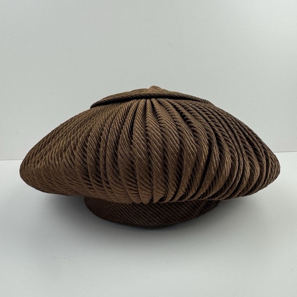 1950s 1960s Christian Dior Chapeaux Beret Cocktail Pleated Toque Hat Couture main image 6